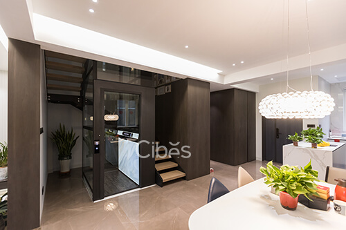 楼梯中心小尺寸家用电梯装置案例