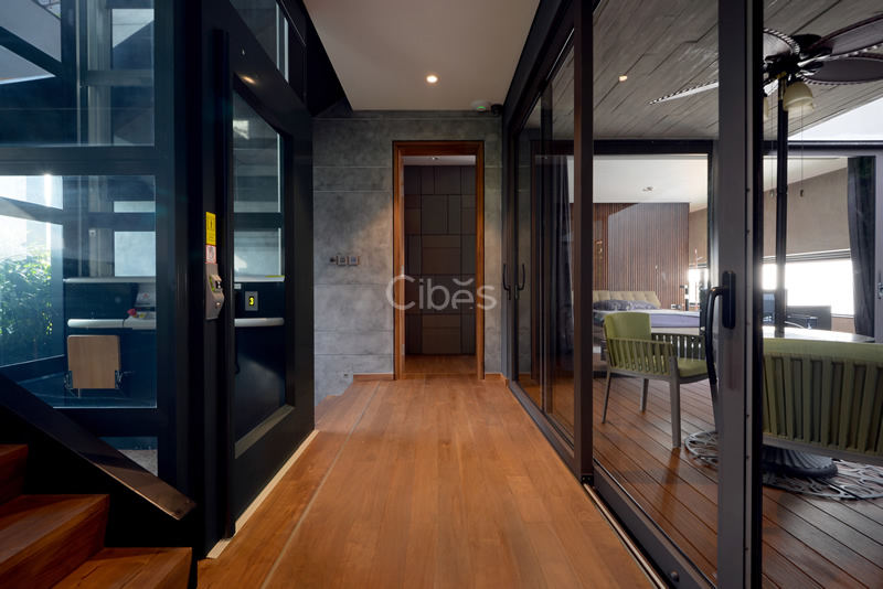 别墅装电梯价钱几多钱