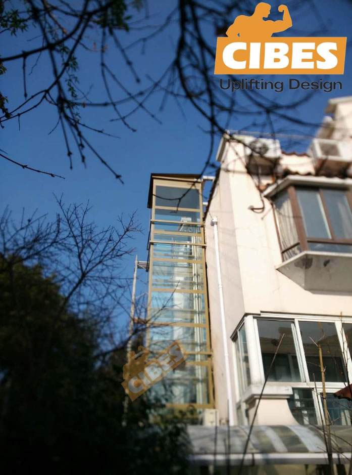 Cibes户外旅行电梯装置于上海