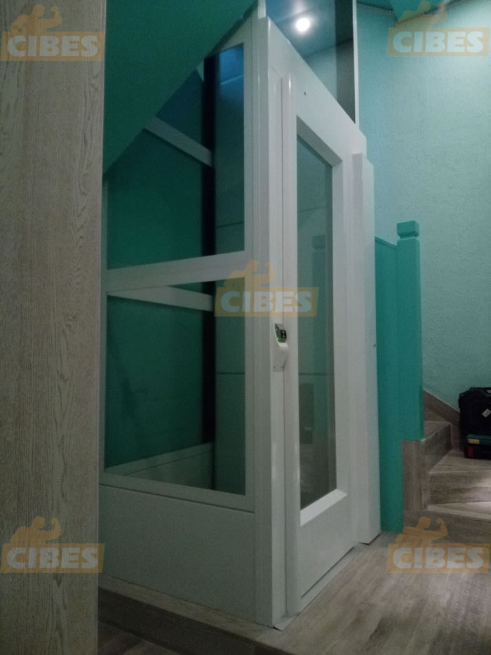 Cibes家用电梯成都装置案例