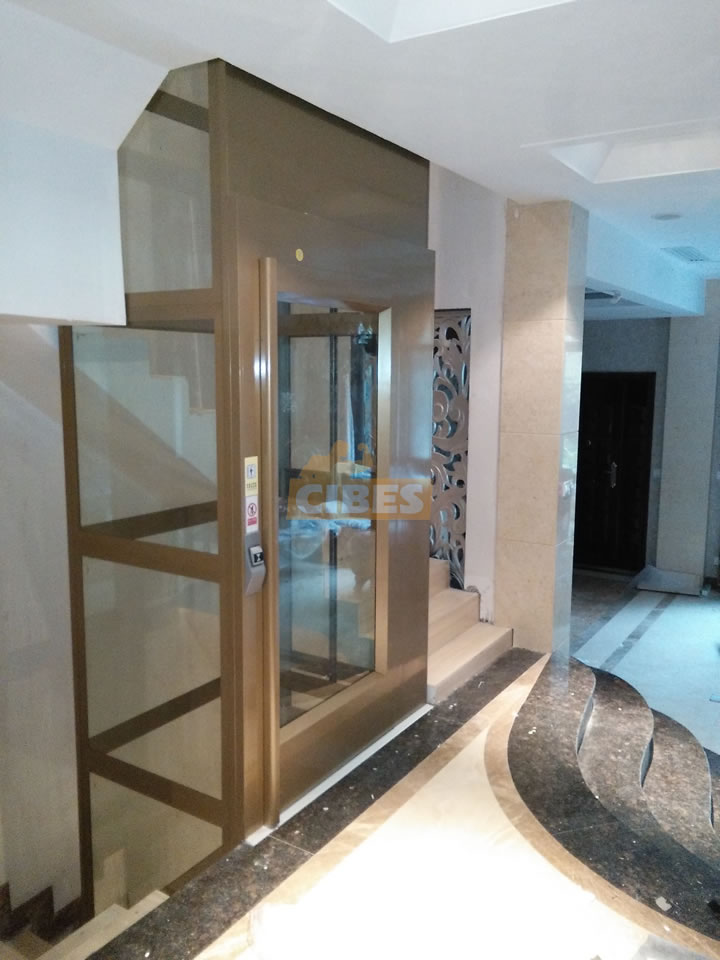 CIBES家用电梯装置于贵阳