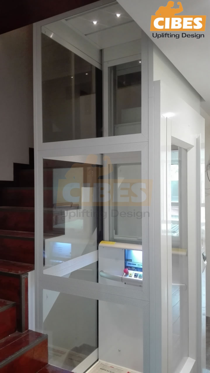 Cibes A4000小型家用电梯装置于成都