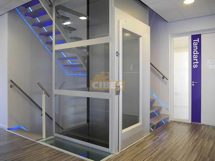 Passenger lift Cibes A5000 in Health Center - Cibes大发500瑞典品牌电梯