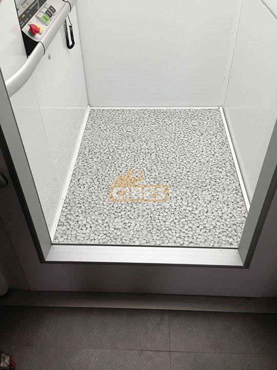 Cibes A4000 residential lift in private villa - Cibes大发500瑞典品牌电梯