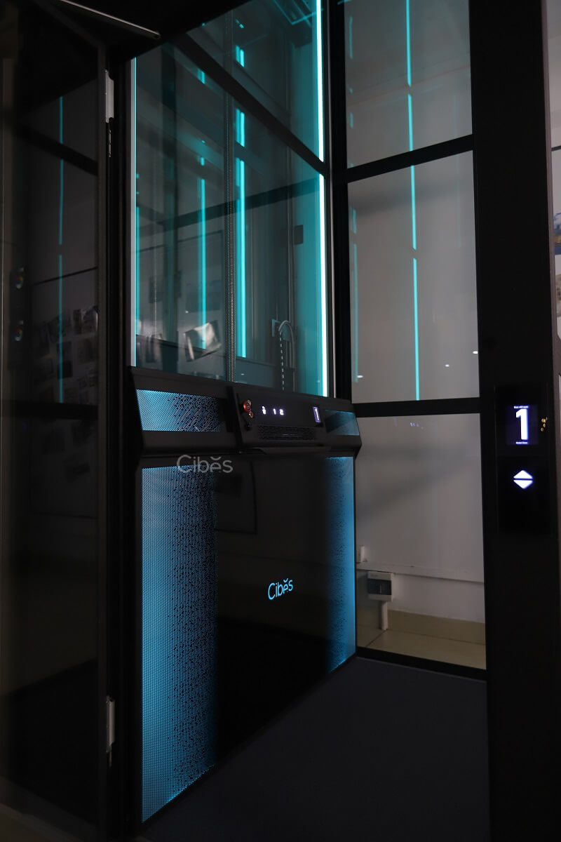 Cibes星际版本V80系列家用电梯-灯光效果