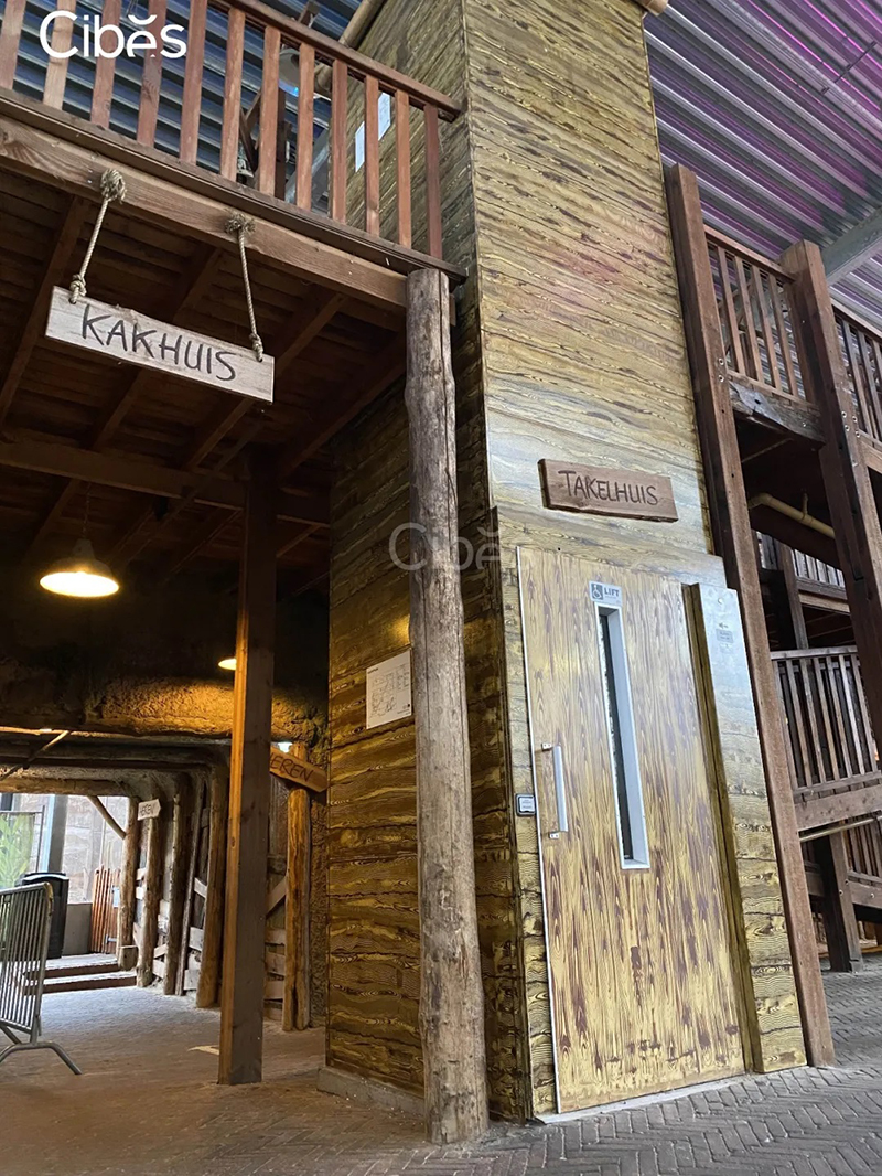 熊猫馆内的cibes电梯图1