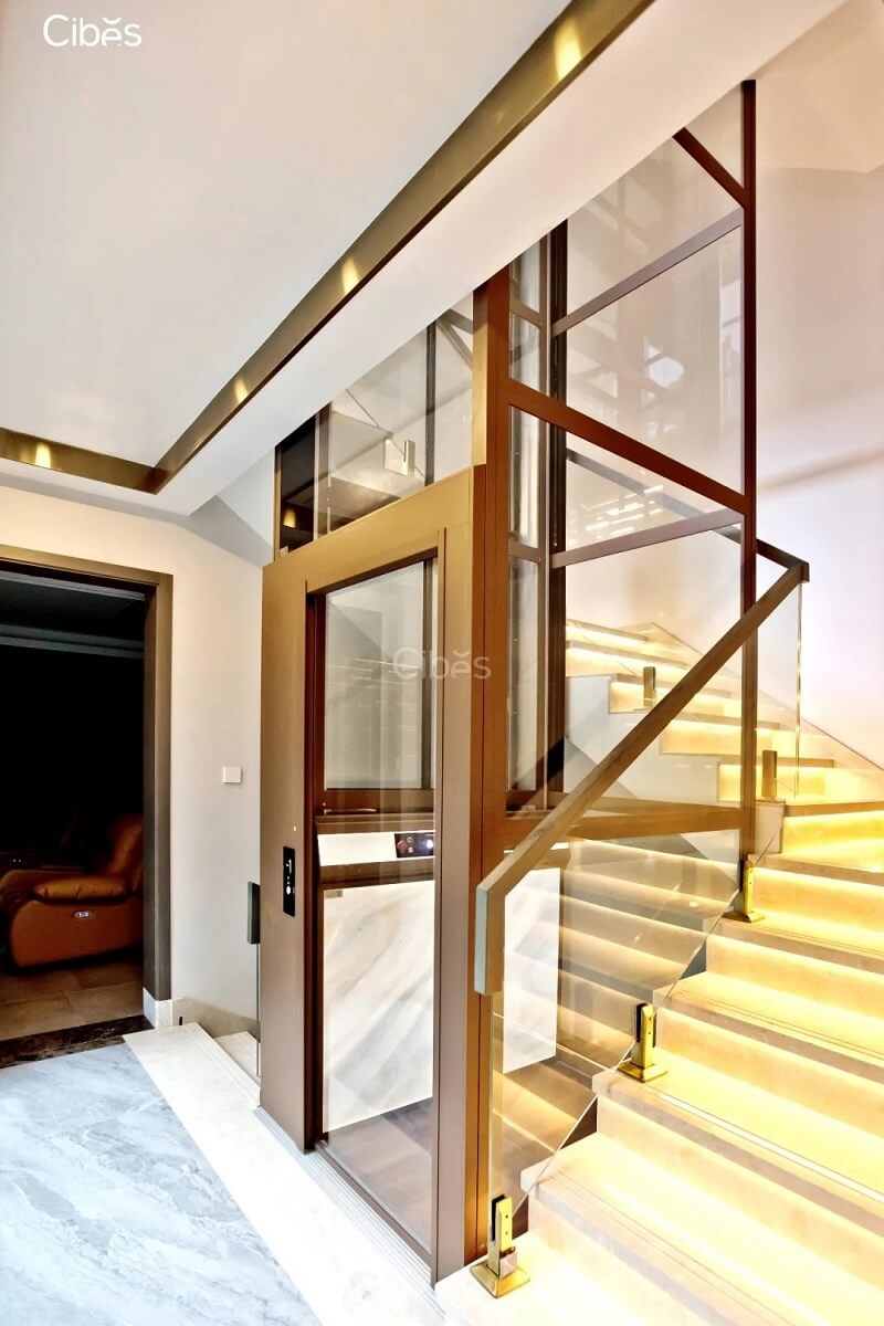 家用电梯-全景旅行