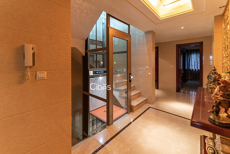 重庆四层别墅家用电梯装置案例
