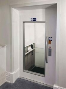 柏思家用电梯装置于伦敦状师事务所案例