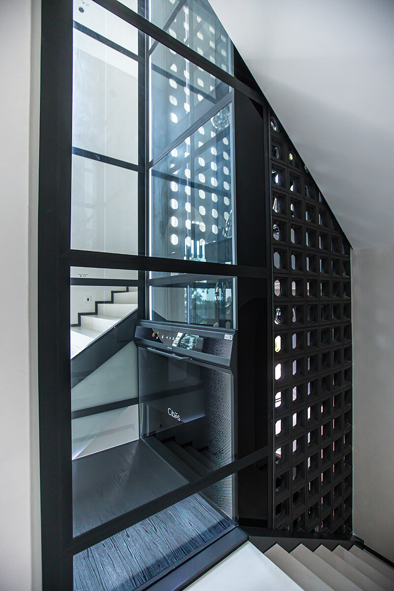 Cibes V80 星际版家用电梯装置于重庆