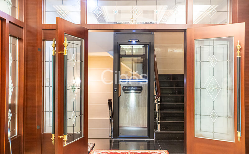 广东汕头楼梯中心家用电梯视频案例 202305