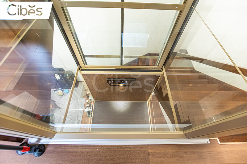 Cibes大发500家用电梯桂林装置案例