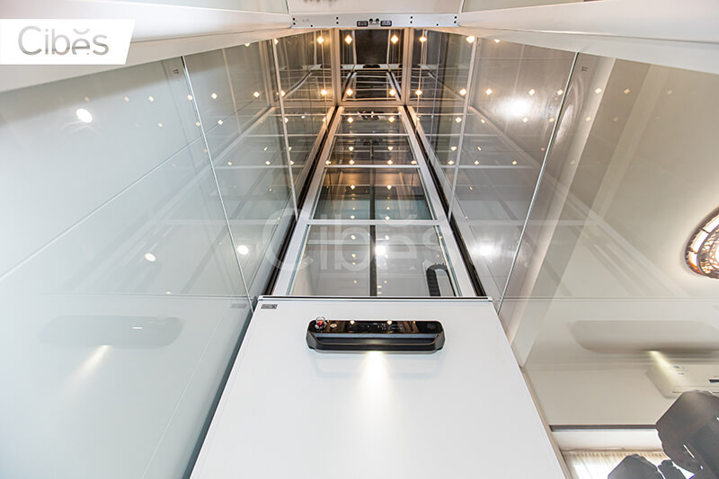 CIBES大发500电梯南宁装置案例