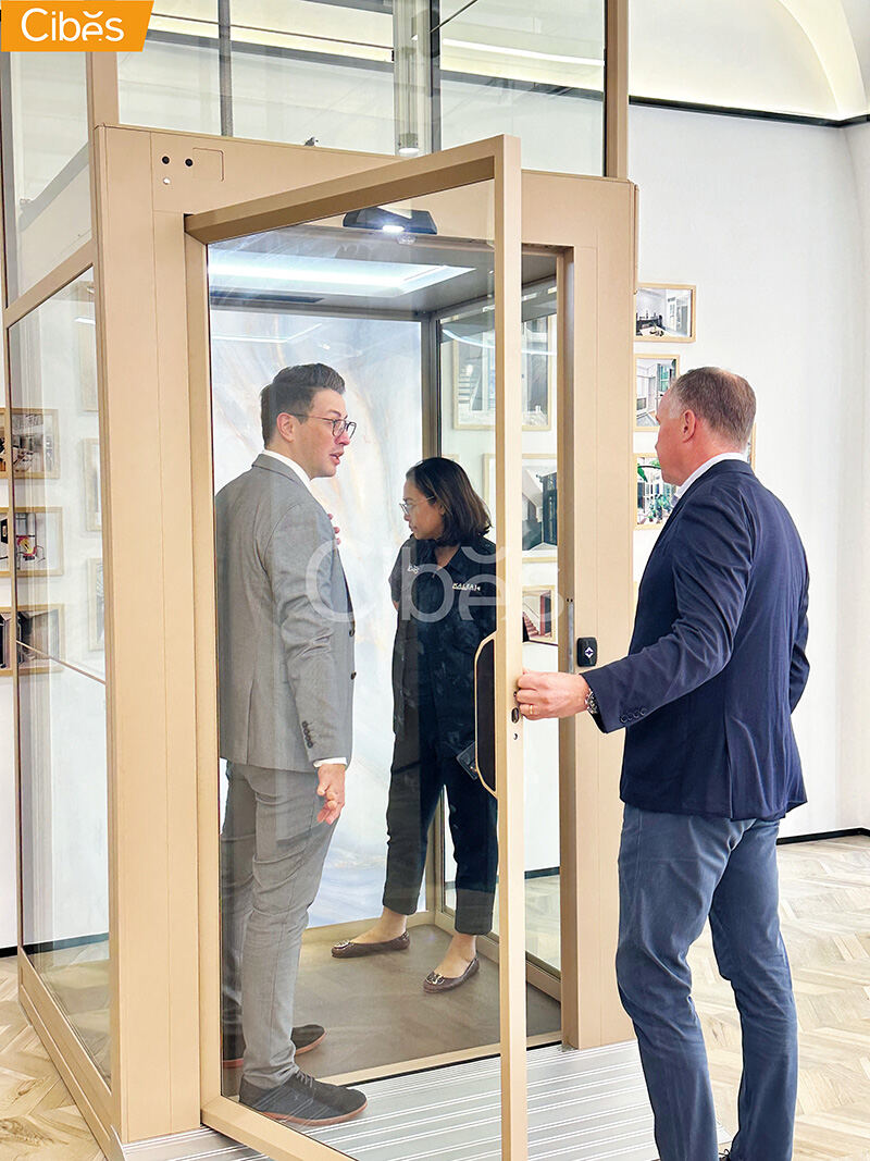 董事会旅行上海Cibes展厅