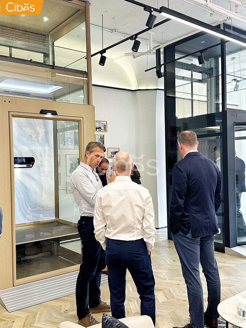 董事会旅行上海Cibes展厅