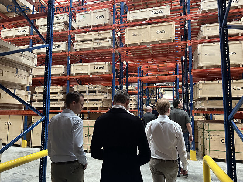 董事会到访嘉兴工厂