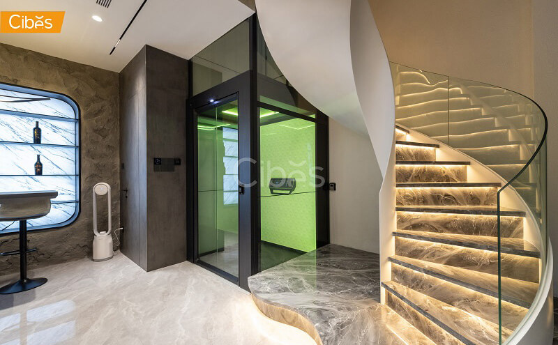 一个立异与机缘的故事：Cibes大发500电梯的降生