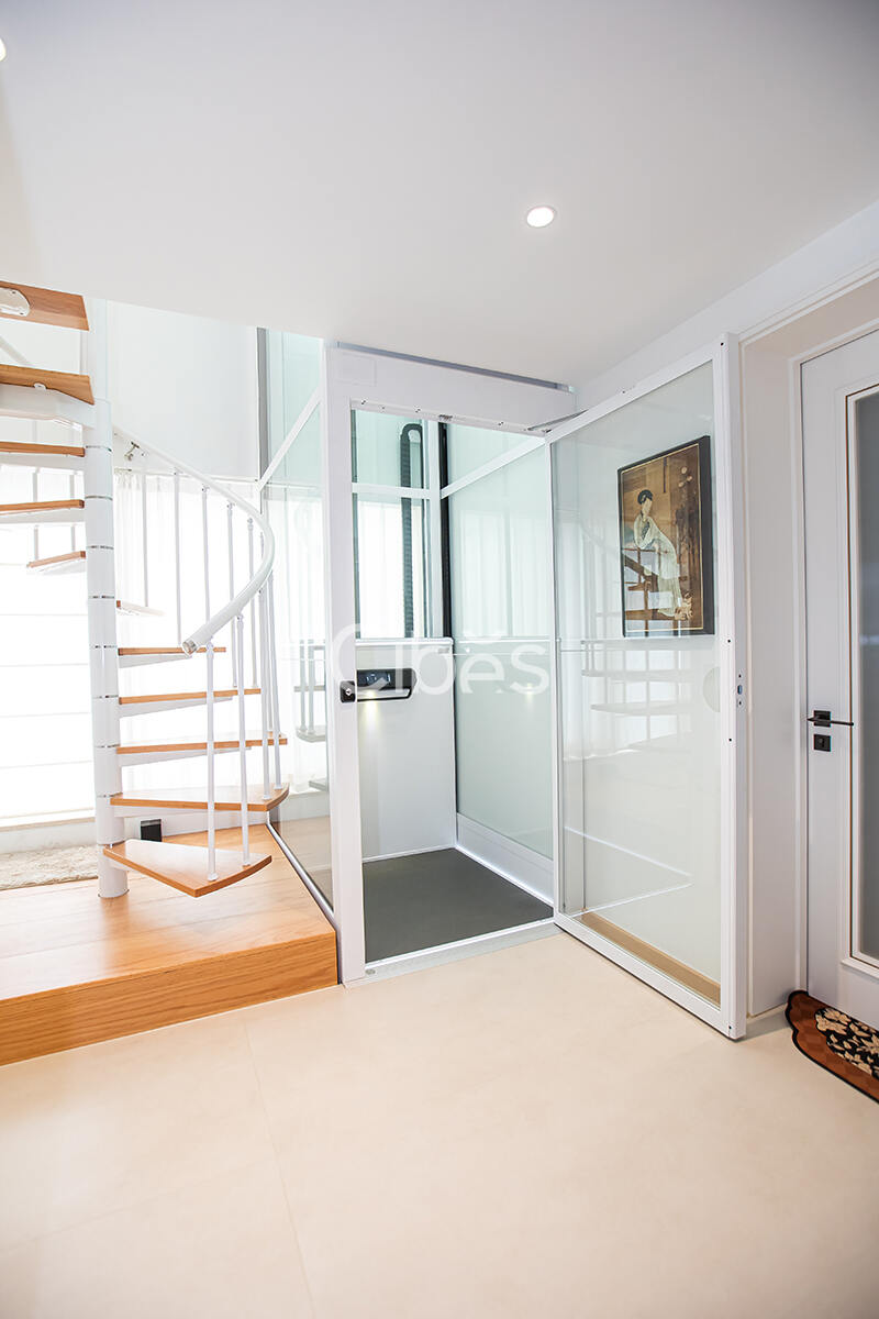 Cibes大发500电梯案例